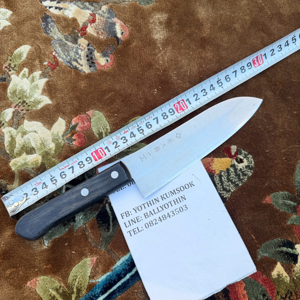 มีดญี่ปุ่น มีดซันโตกุ TOJIRO DP เป็นมีดสแตนเลสสอดใส้ VG คมแข็ง ทน แต่ห้ามใช้สับ