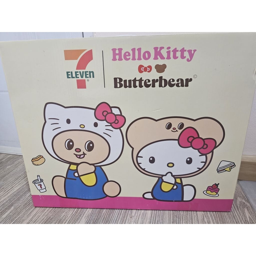 โต๊ะพับ 7-11 Hello kitty x butterbear