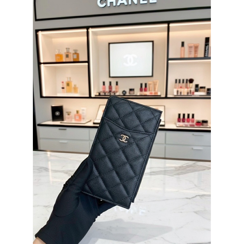 ✅พร้อมส่ง✅CC Vip Gift แท้   ดีงามพระรามแปดมากคะ ใส่มือถือ ใส่บัตร ใส่เงินได้ กระเป๋าเงินใบยาว