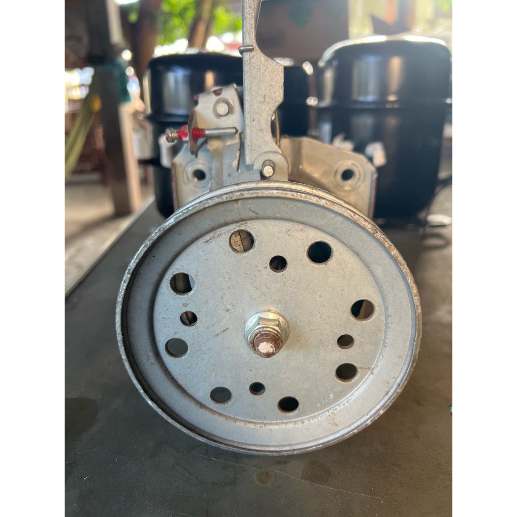 แกนชักLG มูเล่ใหญ่ ใช้กับเครื่องชักผ้าได้ตั้งแต่ 10-16 kg ขึ้นไป