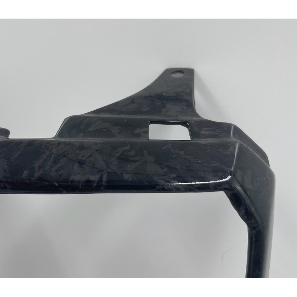 กรอบไฟท้ายคาร์บอนแลมเบรตต้าX300/X200 Tail Light Replacement Lambretta X300/X200 - รูปที่ 3