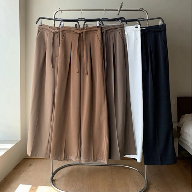 Cher pants #C008 ความยาว 42 นิ้ว กางเกงผ้าลิลลี่พรี่เมี่ยม กางเกงขายาวสีขาว ไม่บาง เอวเล็กสะโพกใหญ่
