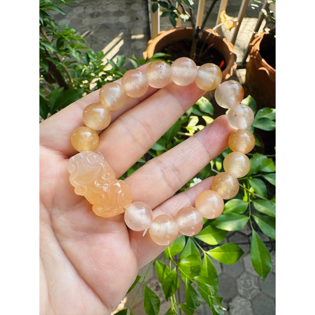 สร้อยข้อมือหยกปี่เซี่ยะ ขนาดเม็ด 11 มิล หยกแท้จากพม่า คัดเกรด ใส่ได้ทั้งผู้ชายและผู้หญิง - รูปที่ 2