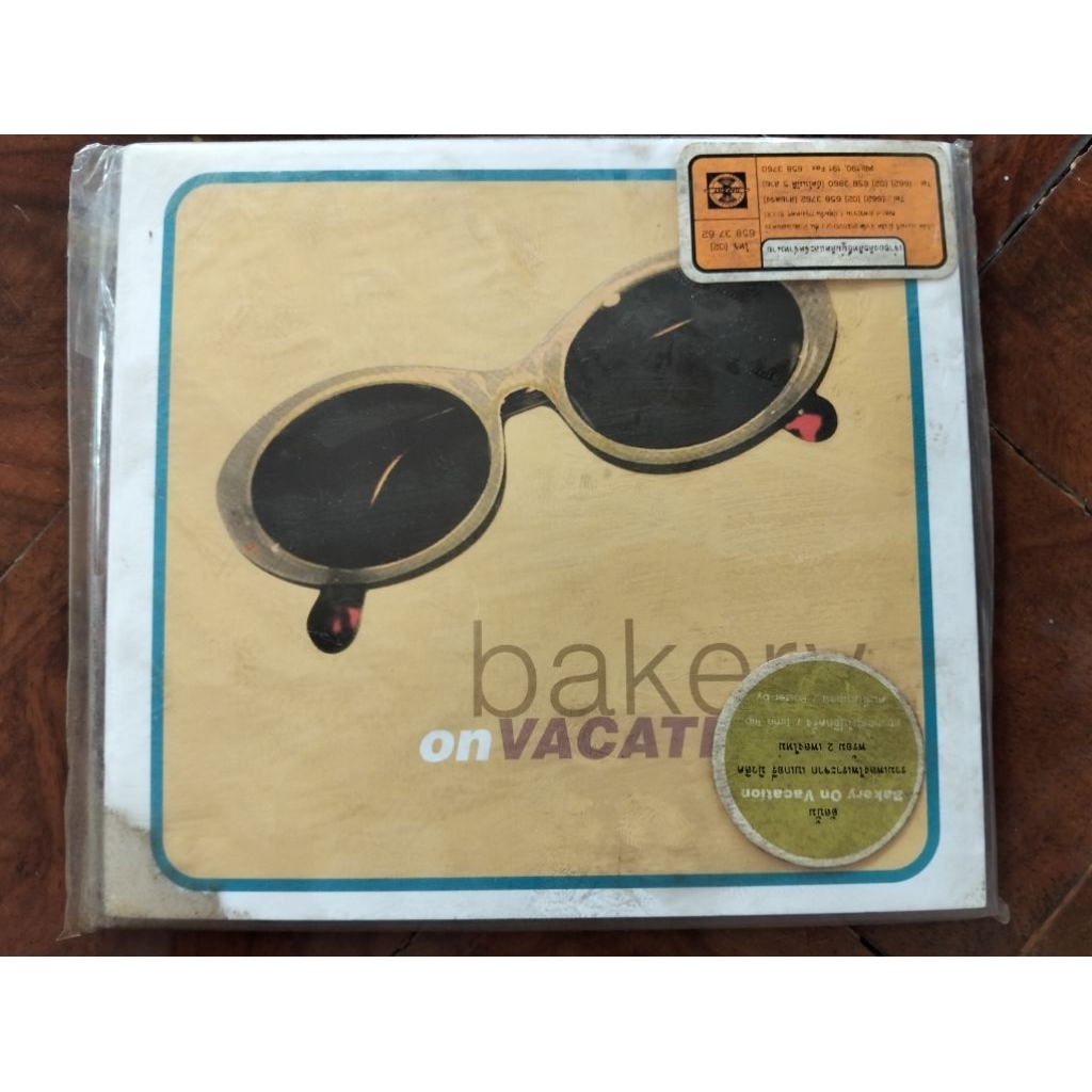 ซีดีเพลง cd music เบเกอรี่ Bakery on Vacation รวมเพลง Pause, Soul After Six, Yokee Playboy, บอยด์ โก