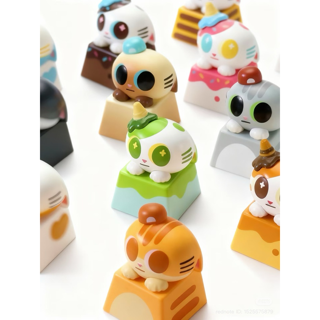 ⭐️⭐️Pre-Order⭐️ ยกบ็อก DoshiiCat mini Keycap คีย์แคปแมว กล่องจุ่ม