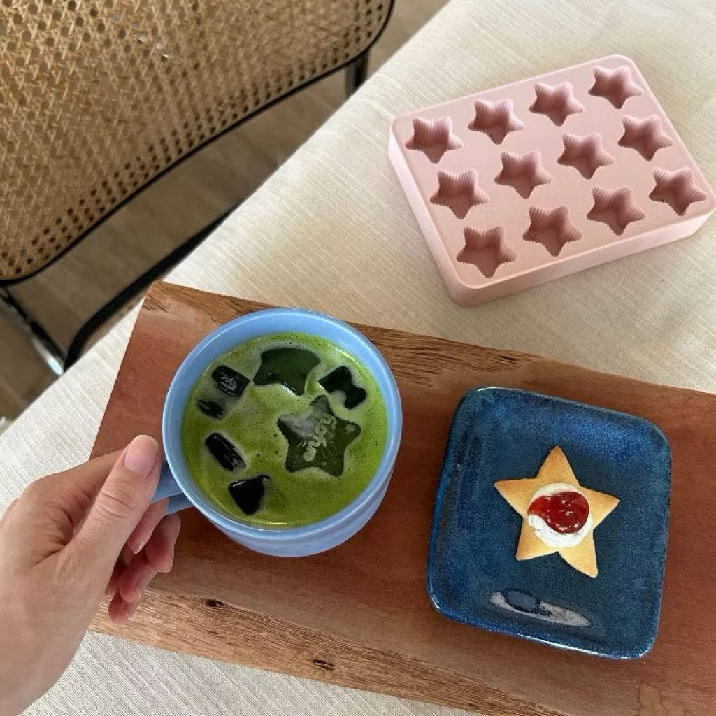 พร้อมส่ง Hako Silicone Ice Tray : Star สีชมพู ถาดน้ำแข็งซิลิโคนรูป ดาว [ Food Grade ]