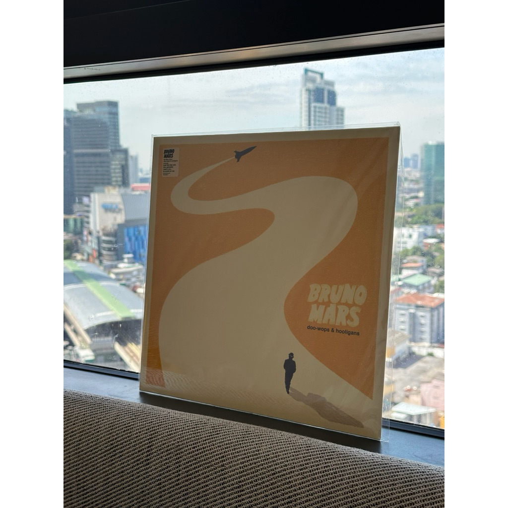 แผ่นเสียงไวนิล Vinyl LP - Bruno Mars : Doo-Wops & Hooligans