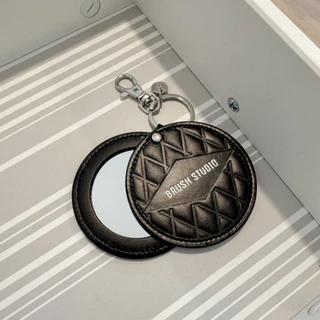กระจกแต่งหน้าแบบพกพา : Portable Keychain Mirror