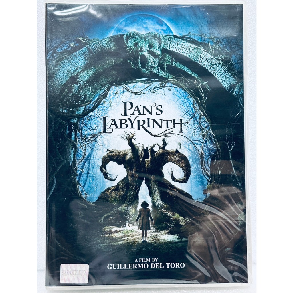 DVD : Pan's Labyrinth (2006) อัศจรรย์แดนฝัน มหัศจรรย์เขาวงกต " A Film by Guillermo Del Toro "