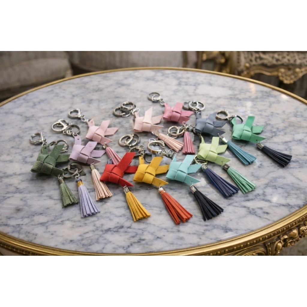 🐟พวงกุญแจ 🐟พวงกุญแจหนังแท้ 🐟หนังแท้แฮนด์เมด🐟พวงกุญแจสานปลาตะเพียน