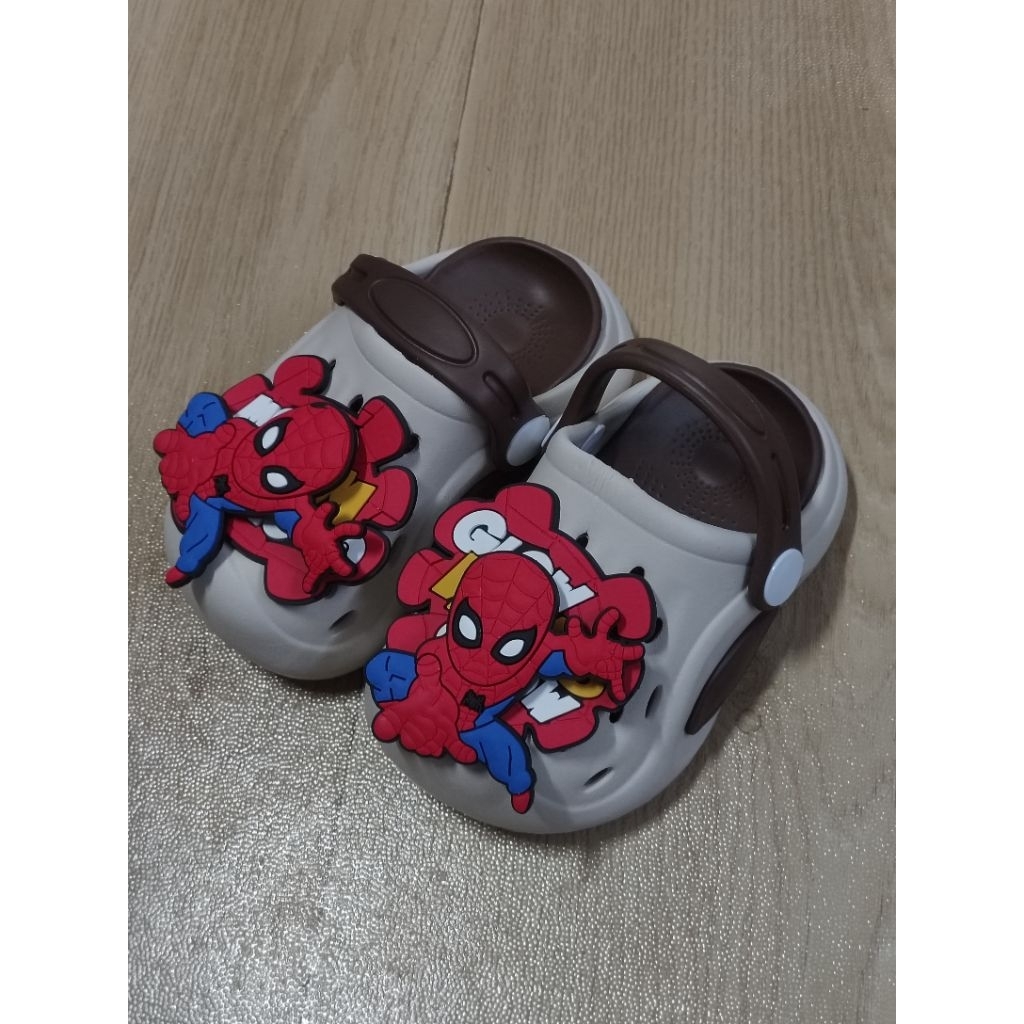 รองเท้าหัวโตเด็ก ลายspiderman ตัวการ์ตูนหมุนได้