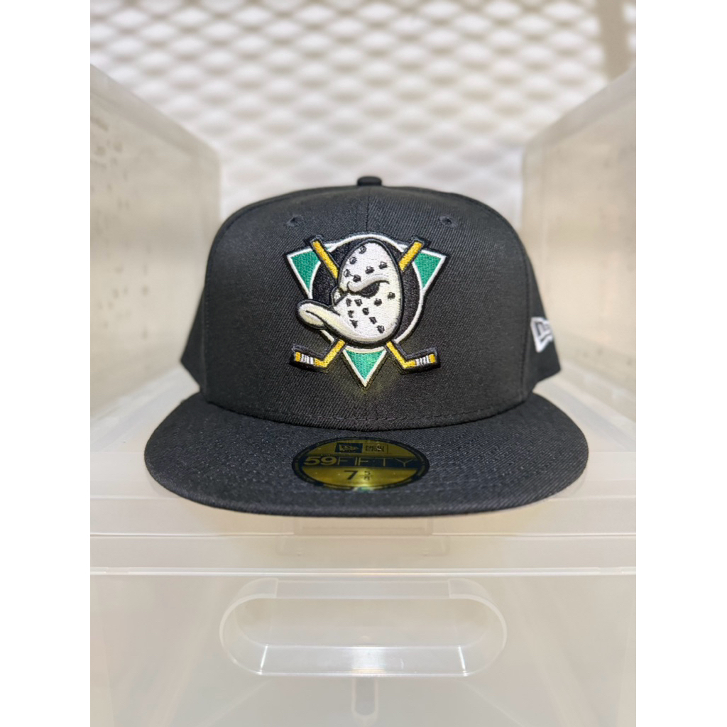 New Era Anaheim Ducks Team 59FIFTY Size 7 5/8 = 60.6 cm