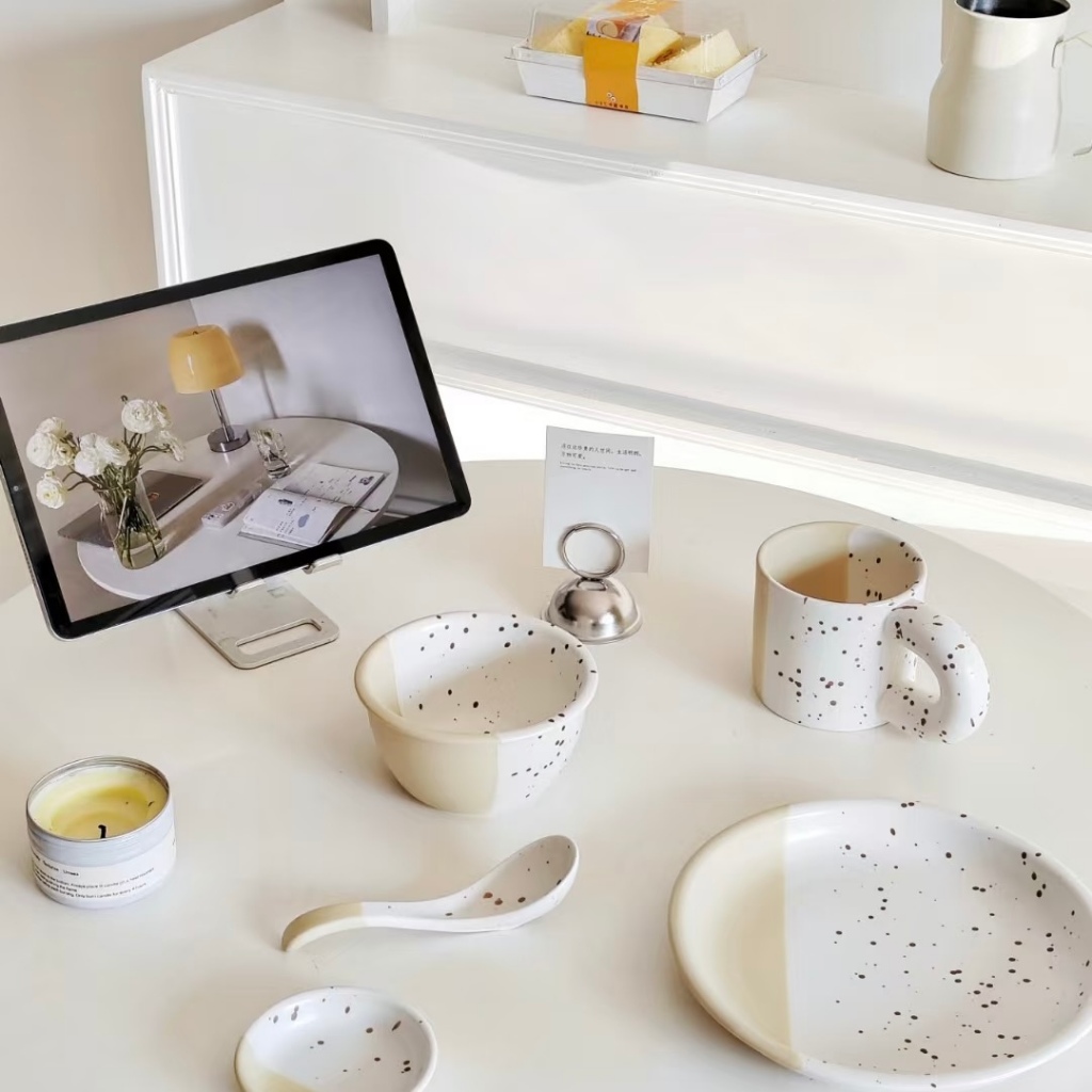 SunYoung ชุดจานชามเซรามิก สไตล์เกาหลี 🇰🇷 ลายจุดสาดสี แก้วหูอ้วน มินิมอล ของขวัญ 🎁 เข้าไมโครเวฟได้ - รูปที่ 4