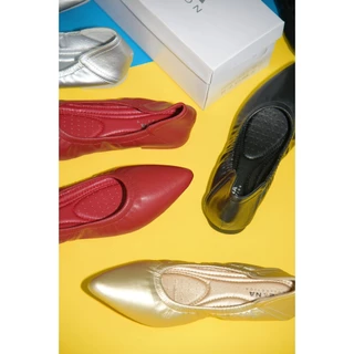รองเท้าเเฟชั่นผู้หญิงเเบบคัชชูส้นเตี้ย No. 44-10 NE&NA Collection Shoes