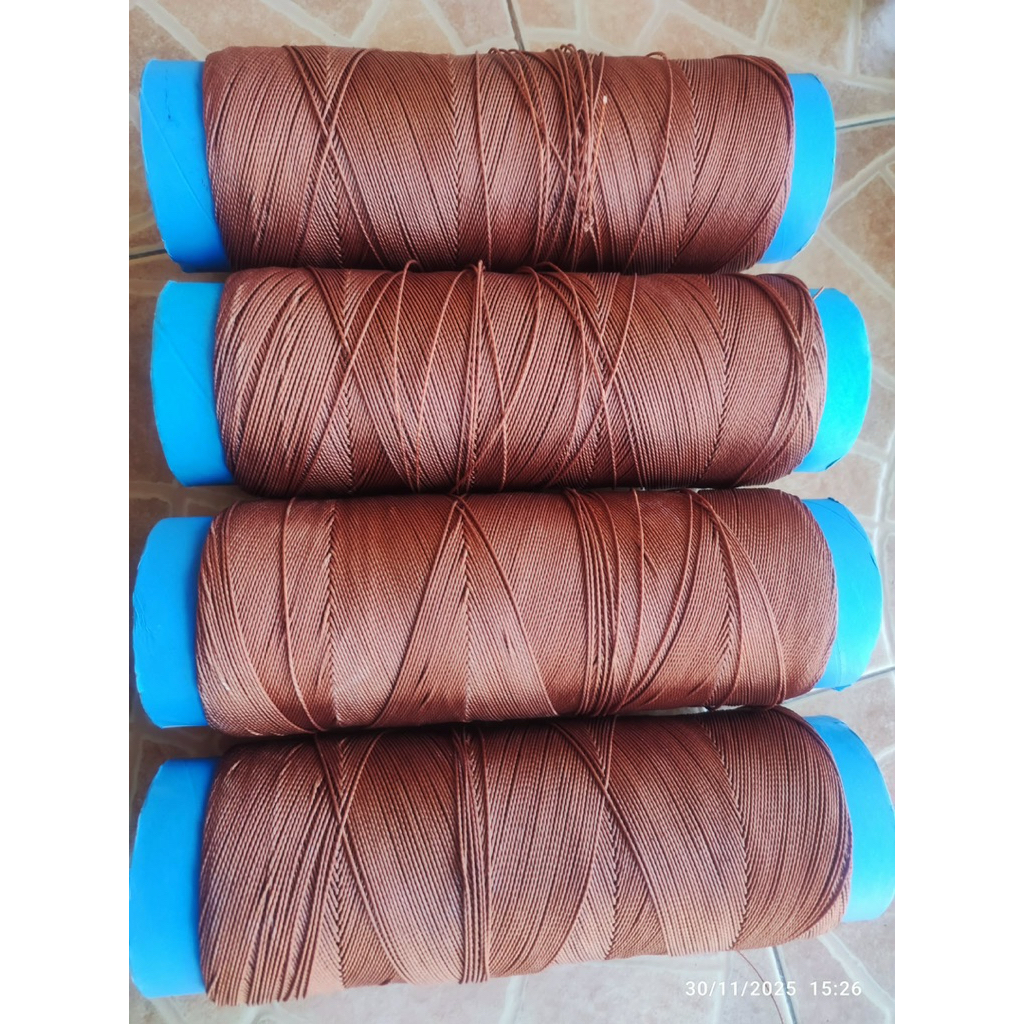 *ส่งฟรี มีส่วนลด สุดคุ้ม เชือกสายพาน  เชือกว่าว3เกลียว 1.2 มิล เหนียวทนทาน ไม่ขาดง่าย ใช้ได้นาน ขายตามน้ำหนักเป็นกรัม