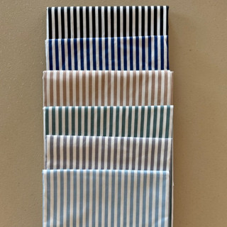 ผ้าคอตตอน 100% คอตตอนทอทวิล ผ้าหน้ากว้าง 1.6 เมตร ลายริ้วทาง