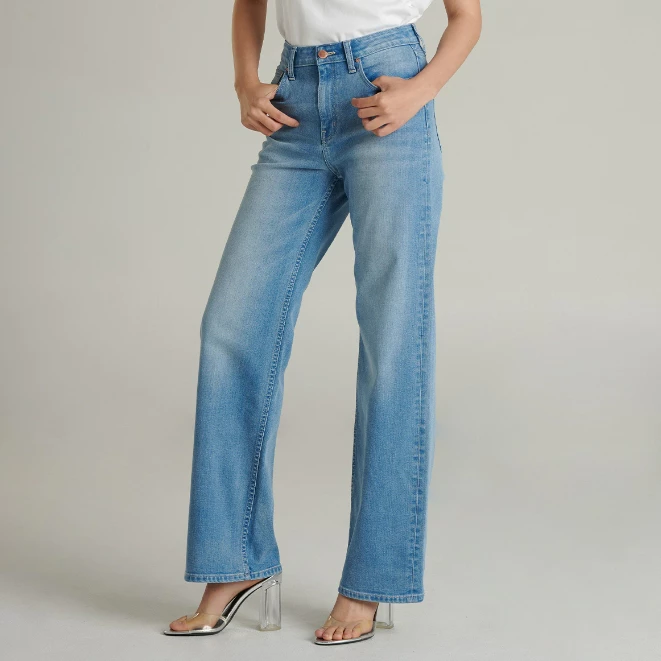 Mc jeans กางเกงยีนส์ผู้หญิง ขากว้าง ทรงไวด์เลค (Wide Leg) สียีนส์ฟอกอ่อน MFWZ223