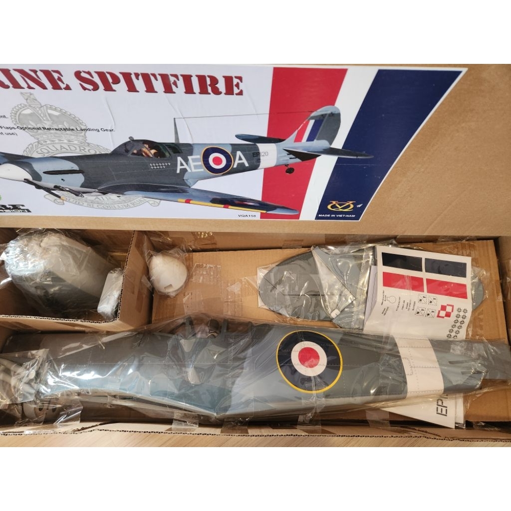 เครื่องบินบังคับ  VQ Model Splitfire 46 size