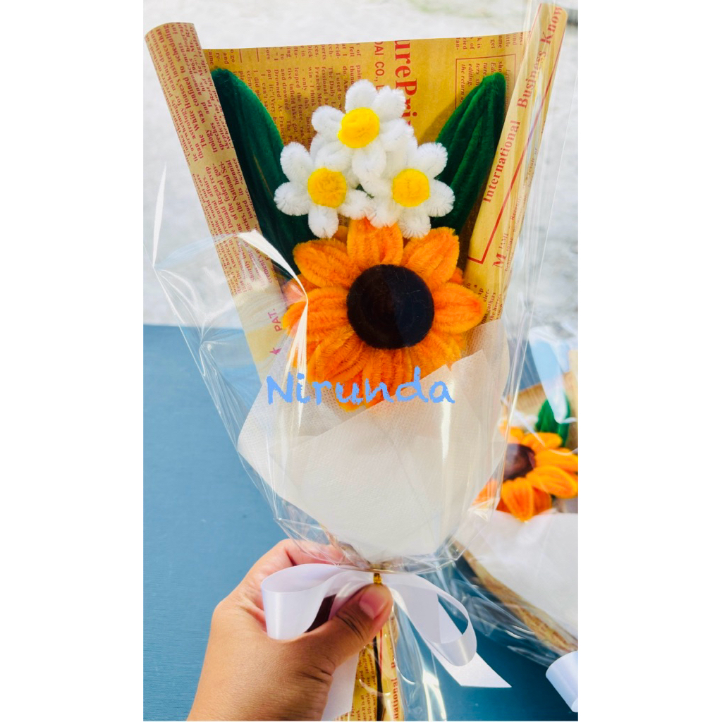 ดอกทานตะวันลวดกำมะหยี่ 59 บาท ช่อดอกทานตะวัน
