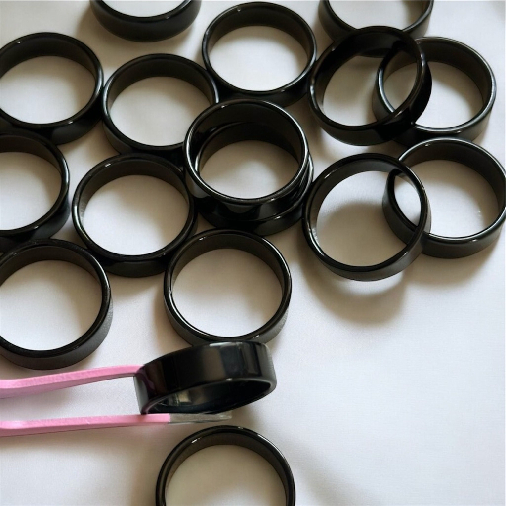 แหวนนิลดำแท้ ( Black Onyx ) หนา 7 มม. แหวนหินมงคล สีดำเงา เสริมอำนาจ ป้องกันสิ่งไม่ดี