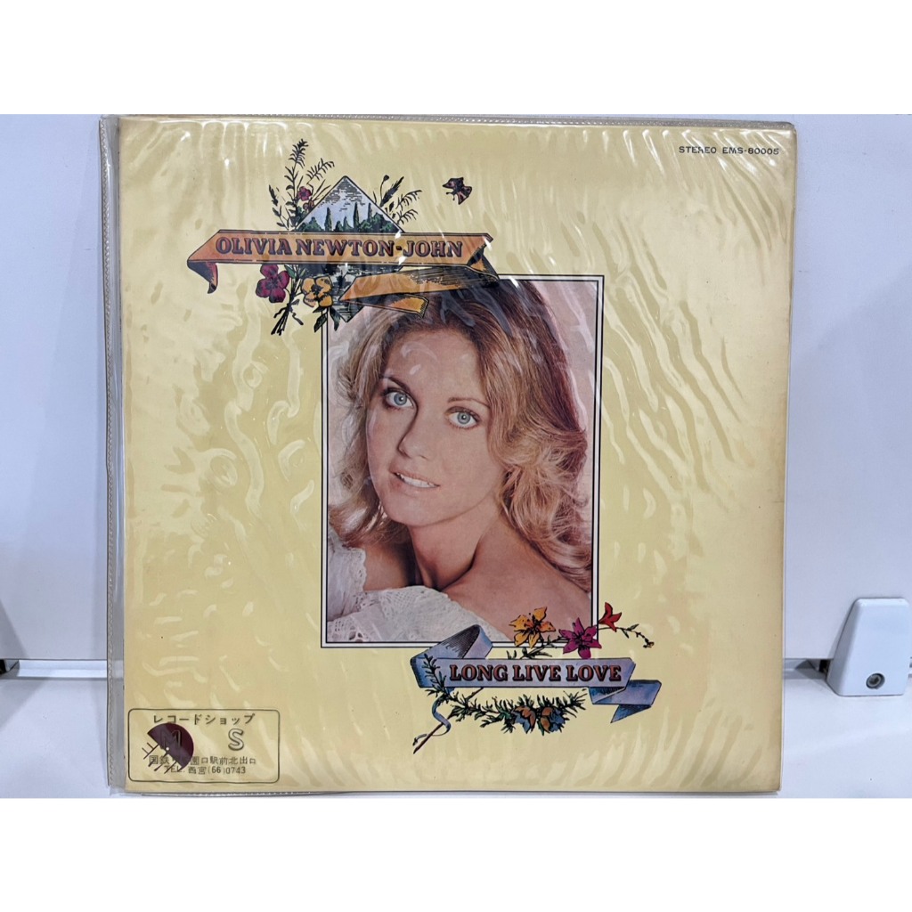 1LP Vinyl Records แผ่นเสียงไวนิล OLIVIA NEWTON-JOHN LONG LIVE LOVE   (E9B39)