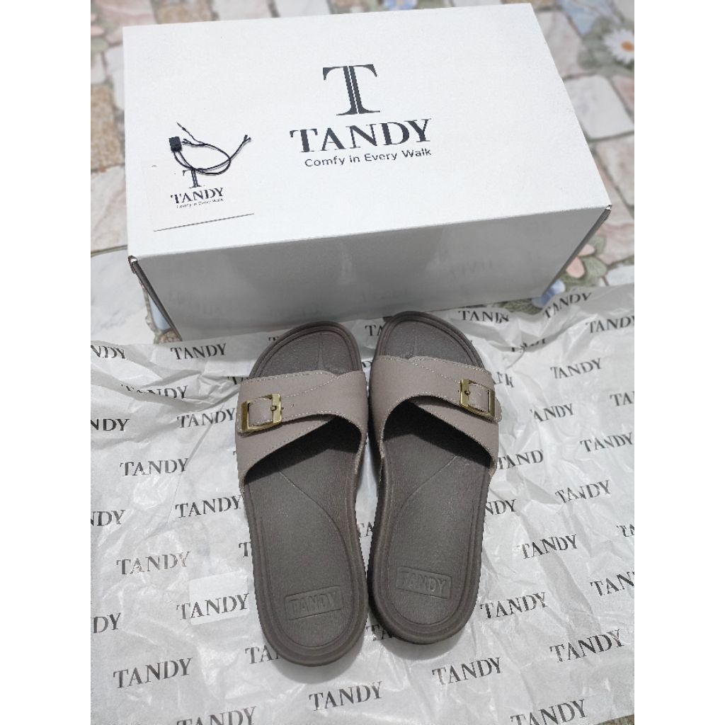 รองเท้าผู้หญิงTandy.