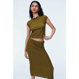 H&M(เอชแอนด์เอ็ม) เสื้อท่อนบนดีไซน์สม็อก ผู้หญิง 1310331_1