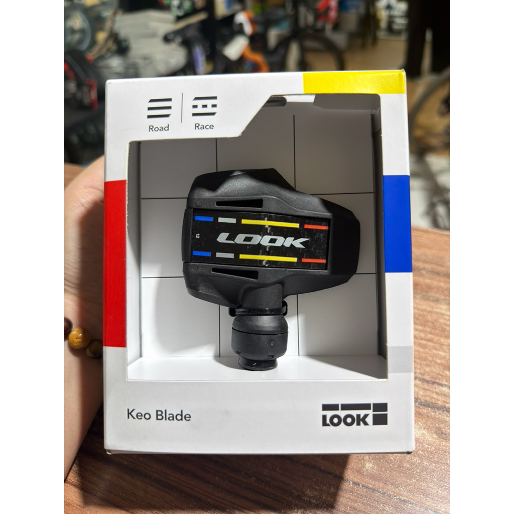 บันไดเสือหมอบ Look Keo Blade Carbon CR Ceramic 12 Q Factor 56 mm pedals