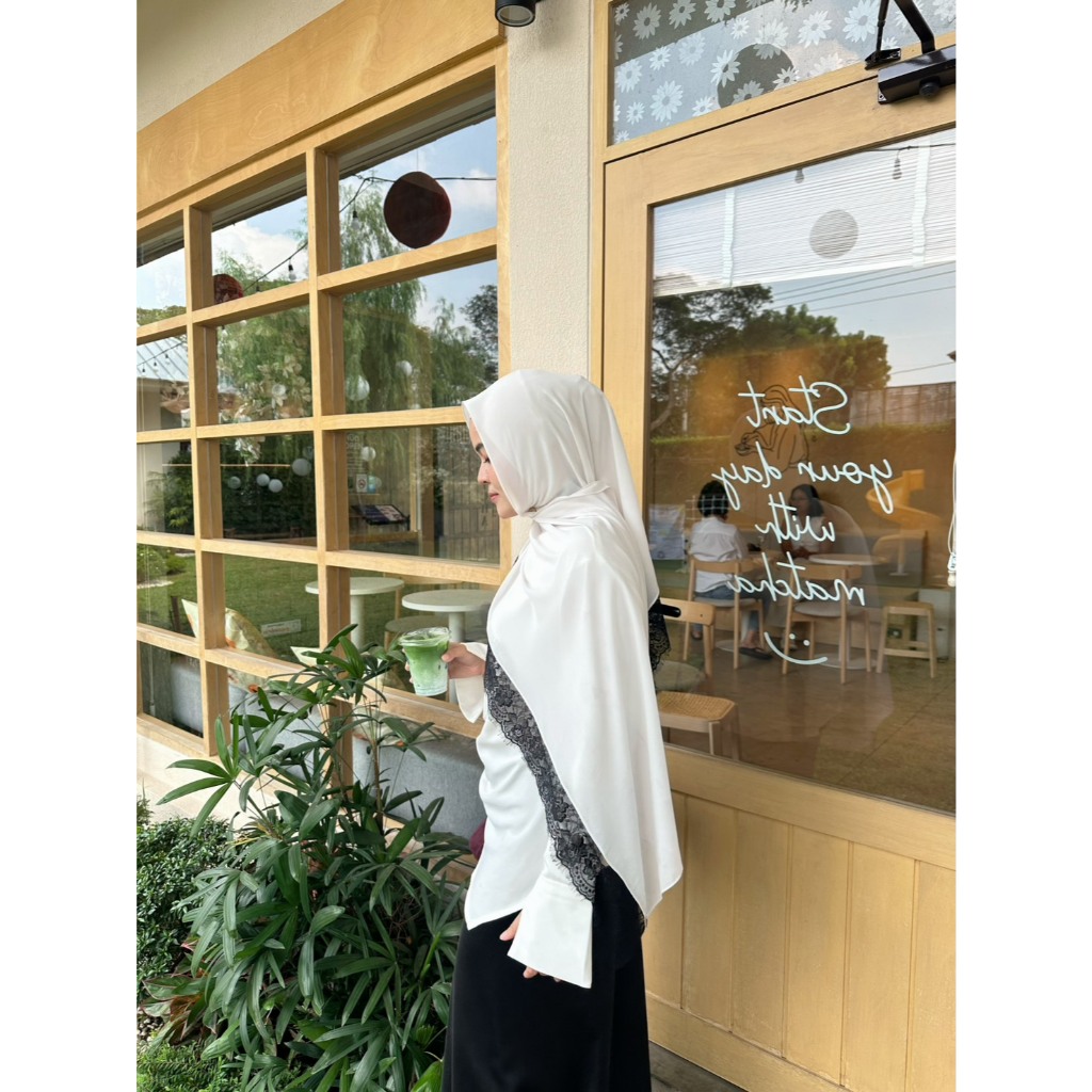 ผ้าคลุม N Able French lace hijab (Limited edition)  ผ้าคลุมพรีเมี่ยมติดลูกไม้ฝรั่งเศส [N Able Style]