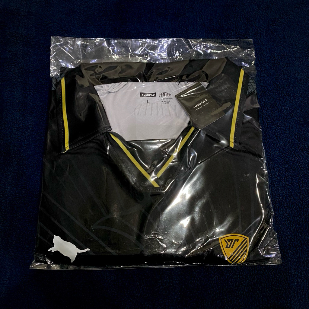 YENTED - เสื้อ MIDNIGHT KOI JERSY