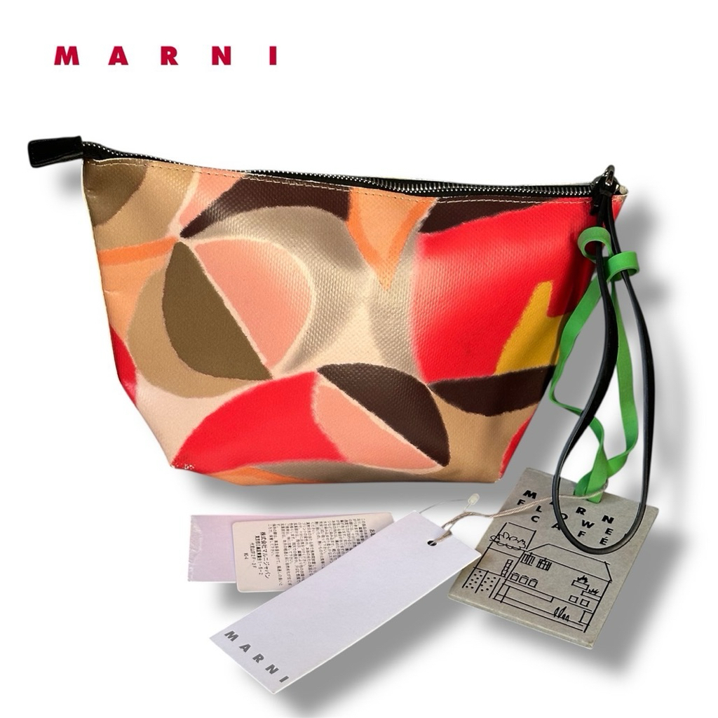 Marni กระเป๋าทรงคลัทช์