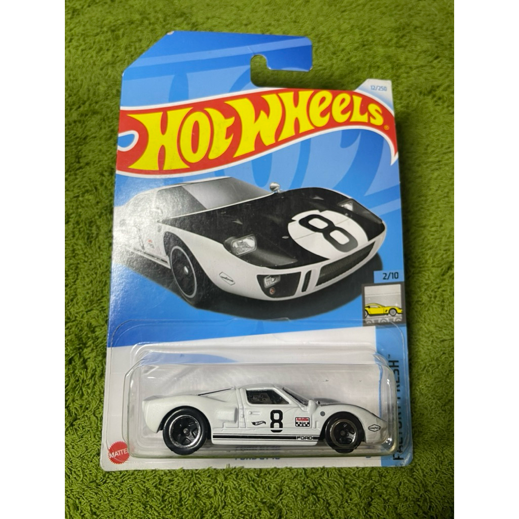 Hotwheels FORD GT40⚪️⚫️
