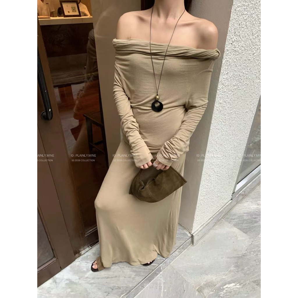 ส่งด่วน🛵💨 Cloud Roll Off-Shoulder Top พร้อมส่ง