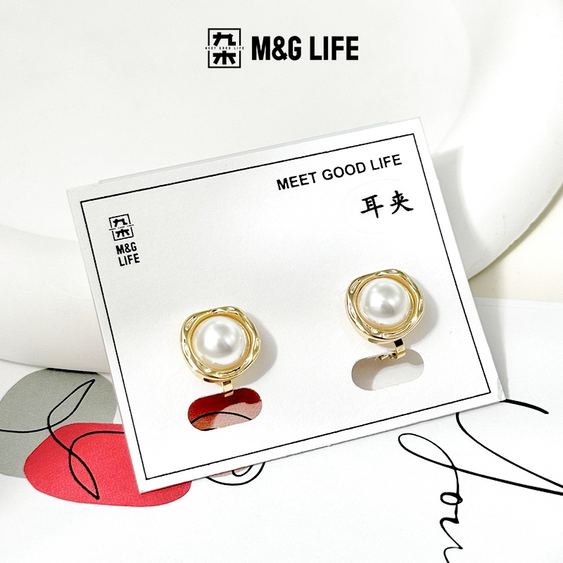 M&G LIFE Clip on Pearl Earrings ต่างหูหนีบมุก 1 คู่ สำหรับผู้หญิง เครื่องประดับต่างหูแบบหนีบ ไม่ต้องเจาะหู