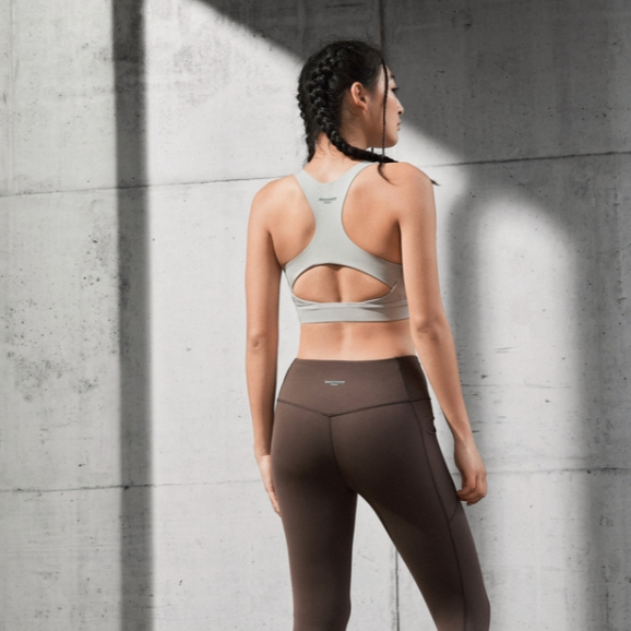 Skechers สเก็ตเชอร์ส สปอร์ตบราผู้หญิง Women Sports Bra - P324W055-03UM — صورة 2
