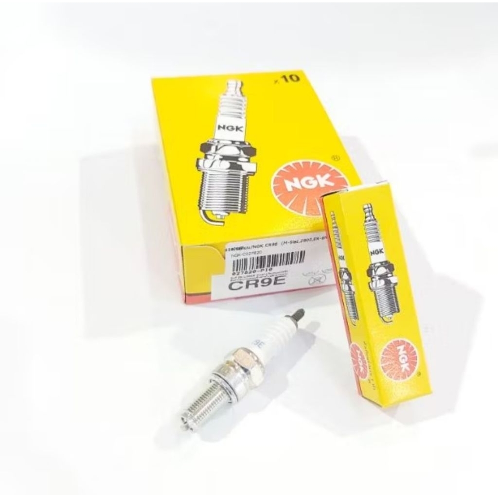 หัวเทียน NGK (แท้100%) CR9E(สำหรับรถ M-SLAZ , ER6N , NINJA650 , CB650 ,CBR650 ) รหัสสินค้าC027820