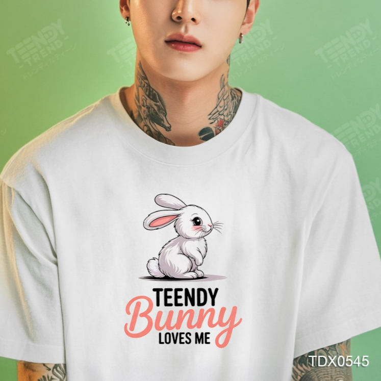 Teendy Trend เสื้อยืดผู้ชาย ผู้หญิง คอตตอน ลายbunny สีขาว รุ่นTDX0545-WH