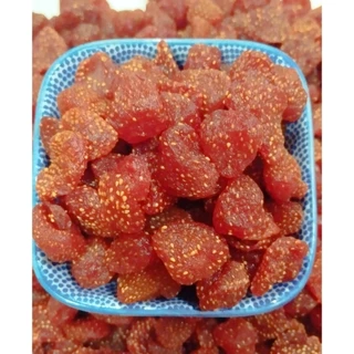 สตอเบอรี่ อบแห้ง รสเปรี้ยวอมหวาน อร่อย เคี้ยวเพลิน