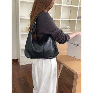 MUNÉE Zara Hobo กระเป๋าสะพายไหล่ กระเป๋าคล้องแขน