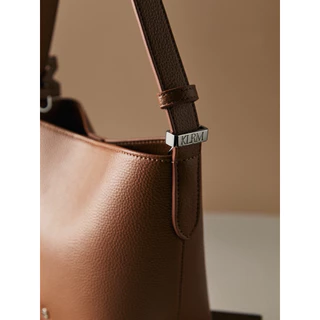 กระเป๋า แบรนด์ Kindly Reminder รุ่นใหม่ ! The Twist : One Bag 4 Styles