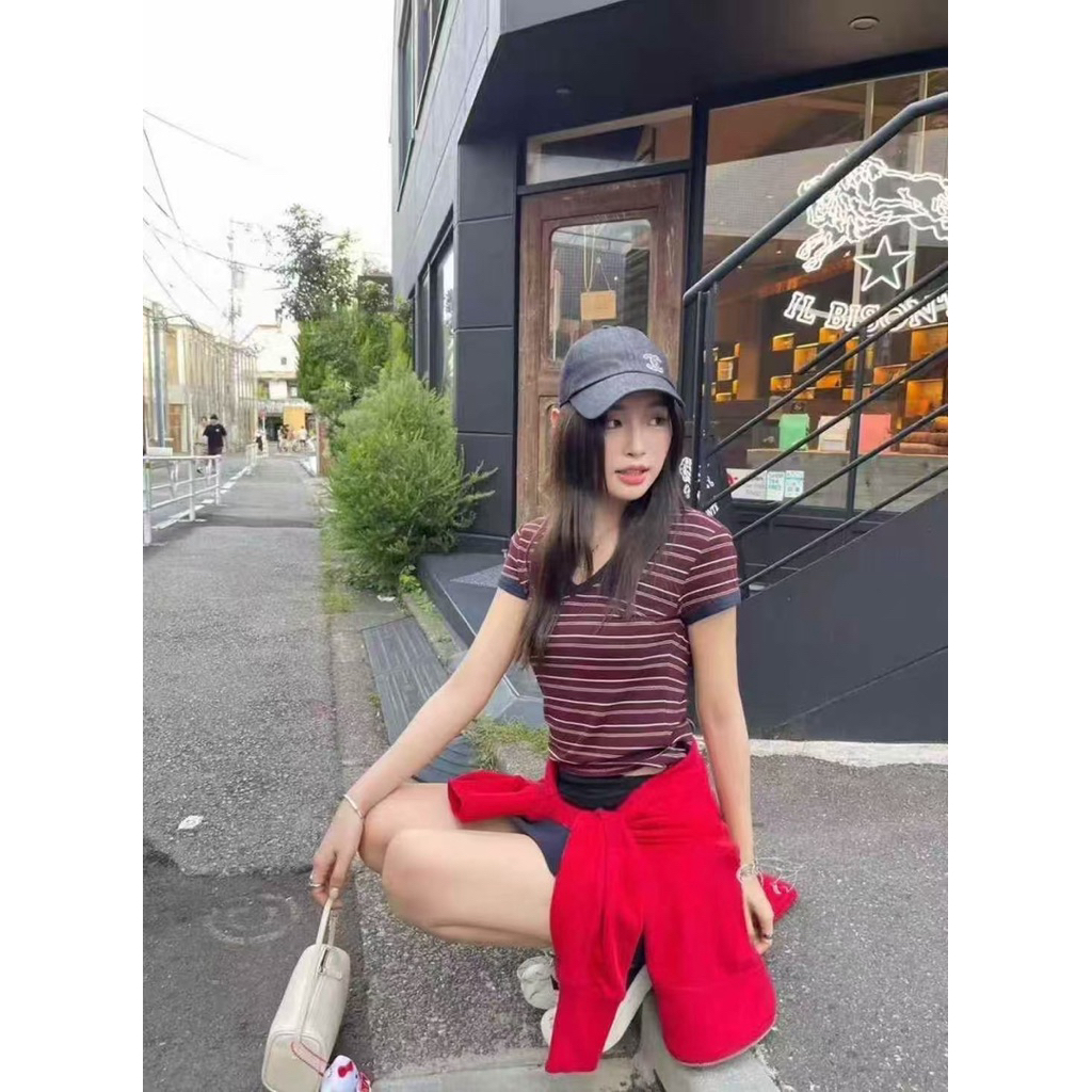 8500# เสื้อคอวี แขนสั้น ลายริ้ว เนื้อผ้าดี ทรงสวย TAG:WG.WE 🇰🇷 - รูปที่ 3