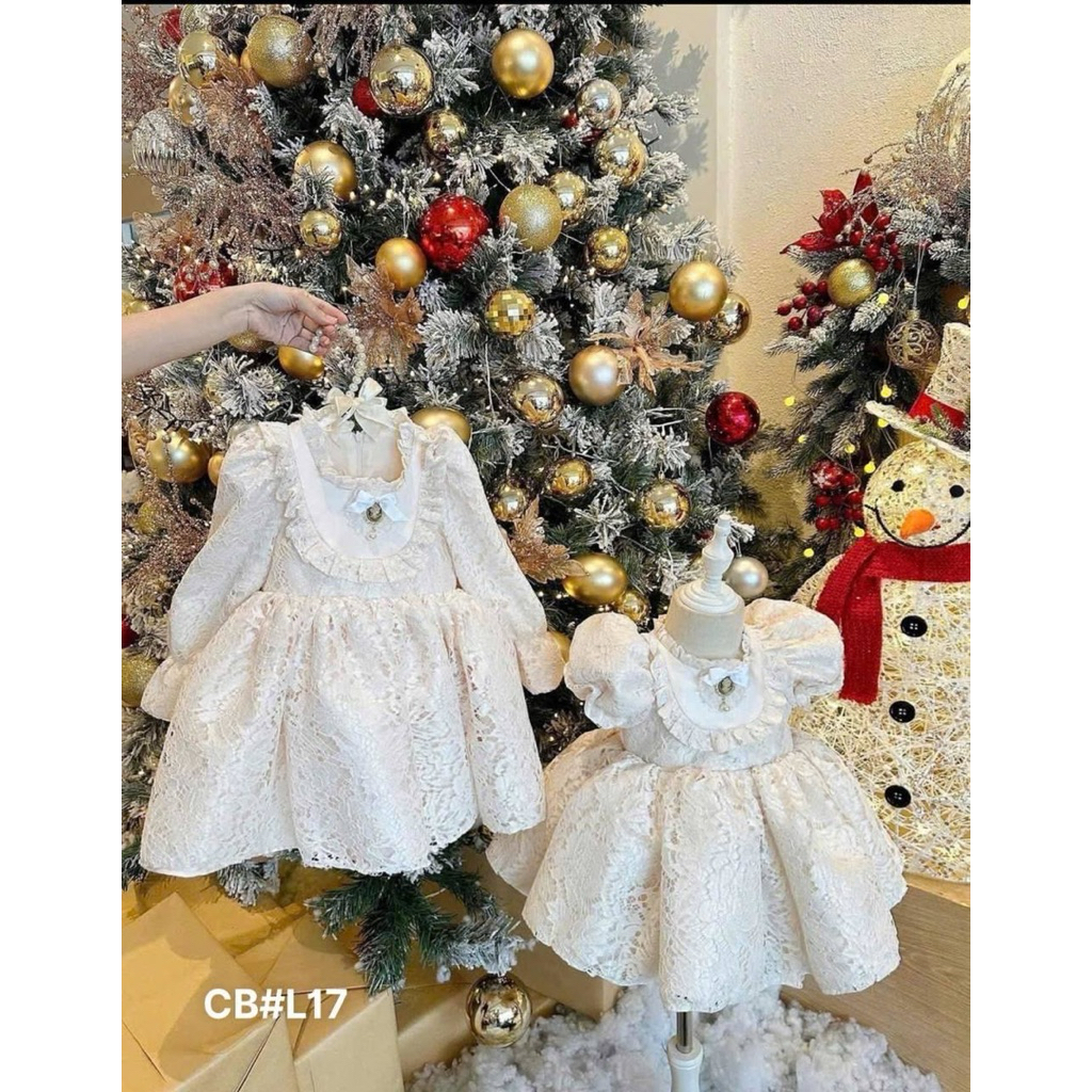 ชุดเดรสเจ้าหญิงสวยมากกกก ทั้ง 2 แบบ งานเวียดนามสวยตรงปก  ขนาด : 100-150  มี 2 แบบ : แขนยาว แขนสั้น
