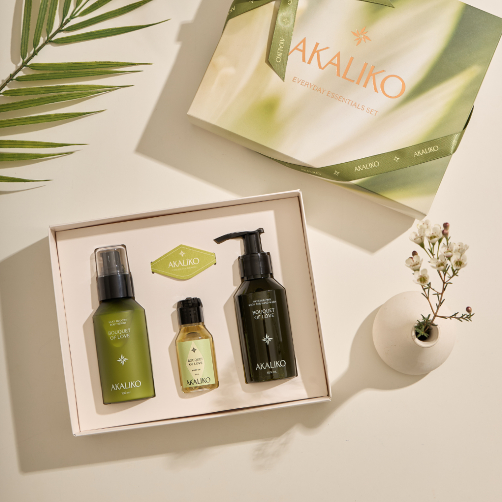 [ชุดของขวัญ] AKALIKO Home Spa Set อะกาลิโก เซ็ตบอดี้แคร์บำรุงผิวกาย พร้อมกล่องของขวัญ