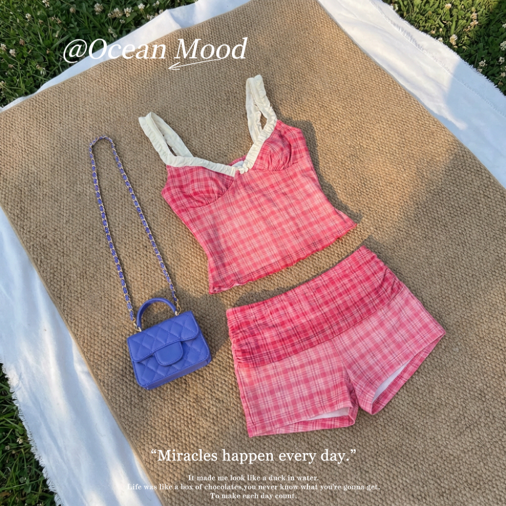 ชุดว่ายน้ำ 2 ชิ้น ชุดบิกีนี่ ลายตารางสีแดง เซ็กซี่สไตล์ฝรั่งเศส Beachwear น่ารักสุด ๆ | Ocean Mood
