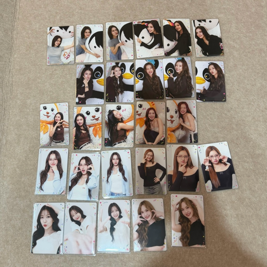 งานหนังสือสนามอ่านเล่น GMM TV Random Card Girl Emibonni NamtarnFilm MilkLove ViewMim JuneMewnich