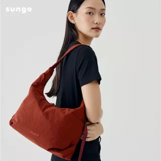 Sungo Juno Crossbody Bag (SG030) มี 8 สี ใหม่เพิ่มฟังชั่น กระเป๋าสะพายข้าง ผ้าไนลอน Lightweight Nylon Shoulder Bag