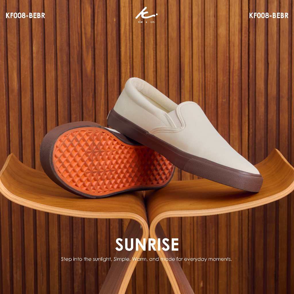 KIM&CO. Sunrise (KF008M-BEBR) รองเท้าผ้าใบทรงสลิปออนกันน้ำ แฟชั่นผู้หญิง วัสดุหนัง PU นุ่มสบาย ไม่ต้องกลัวฝน