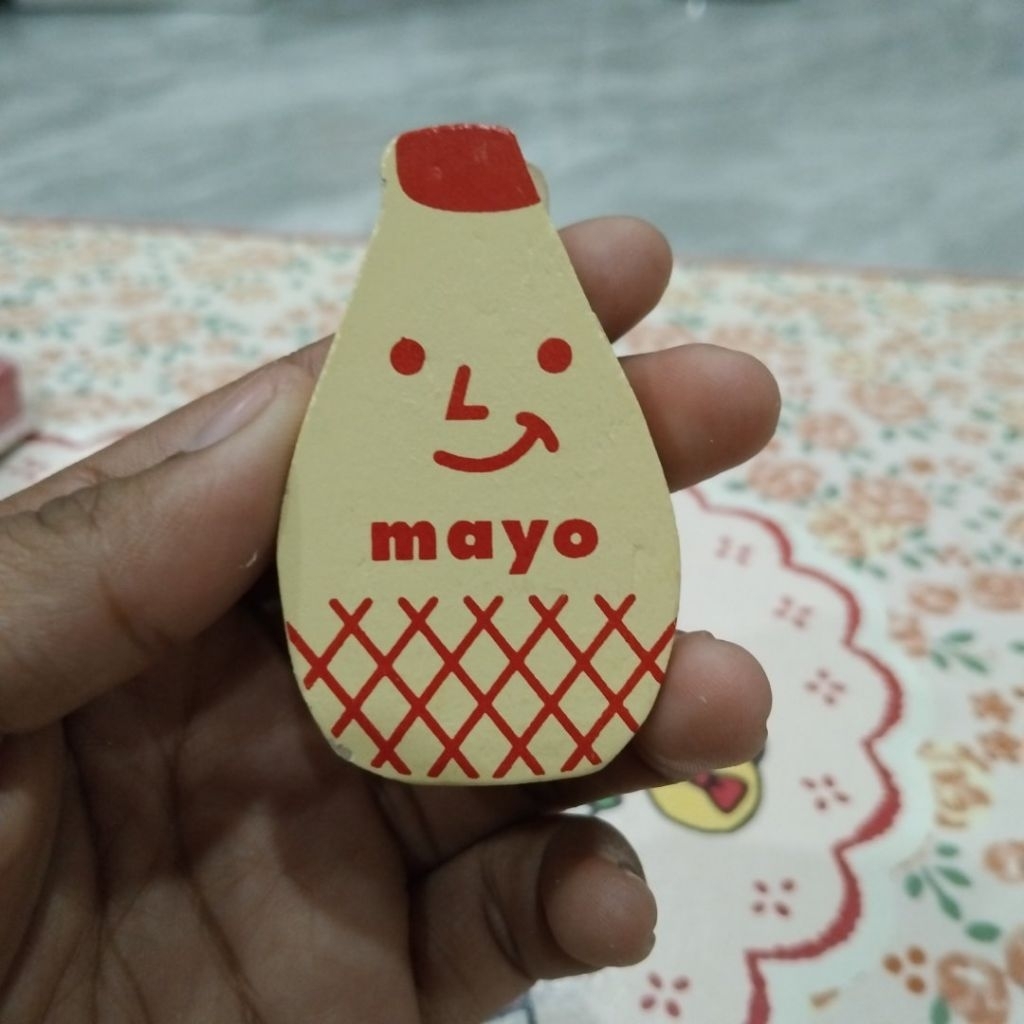 ของเล่น หรือของสะสมรูปขวดมายองเนส Kewpie (คิวพี)