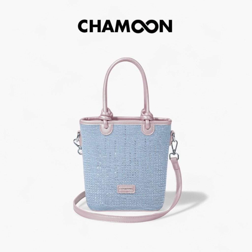 กระเป๋าแฟชั่น CHAMOON รุ่นชาวิ้ง CL16 ทรงถังถือได้ มีสายสะพายข้างผ้ายีนส์ตัดขอบหนังเรียบๆแต่ดูดี กระเป๋าชาลีนชาวิ้ง