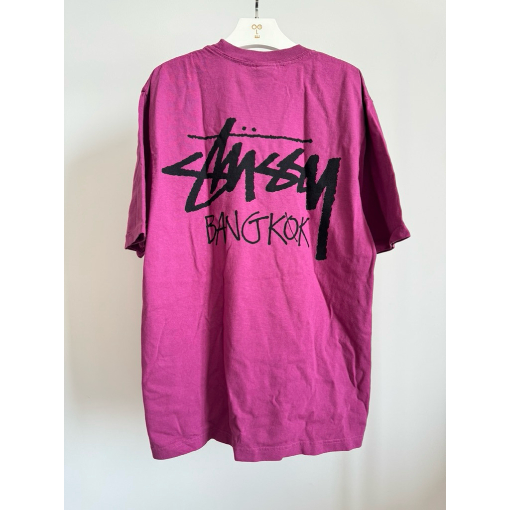[ของแท้] STUSSY BANGKOK LOGO TEE BERRY พร้อมส่ง